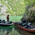 Očišćeno jezero Perućac: Volonteri čuvaju vodeni svet