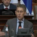 Nastavak sednice o rebalansu budžeta: Martinović poslanike opozicije nazvao neprijateljima zemlje i naroda, Ćuta bacio…