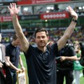Bolan poraz Bajera na Alonsovom oproštaju