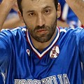 Sramno! Evo kako Hrvati pišu o nesreći Vlada Divca: "Oteo zastavu i bacio na tlo..."