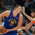 Jokić postigao 16 poena u porazu Denvera od Oklahome