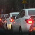 Očekuje se pojačan saobraćaj na putevima, graničnim prelazima i naplatnim rampama, a ima i radova