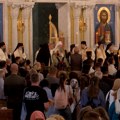 Свечани испраћај Појаса Пресвете Богородице у манастир Ватопед – велики број верника у Храму Светог Саве