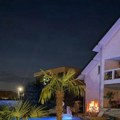 Dnevno uzima 300.000, sa ženom i sinovima živi u vili od 700.000 €! Nameštaj sav od zlata, lusteri sa stotinu kristala, bazen…
