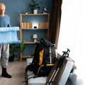 Има скоро 100 година и сваки дан ради склекове, јогу и пилатес: Открио шта је кључ доброг живота и врло је једноставно