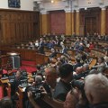 Nastavak vanredne sednice Skupštine: „U vreme Vlade Macuta radile se najstrašnije stvari u zemlji“