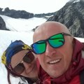 Zajedno do poslednjeg daha: Na Elbrusu pronađena i Macika, planinarska mačka bračnog para Okanović