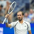 Medvedev dobro počeo Ju-Es open