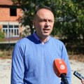Stevović: Ilićevo dobija obnovljen sportski teren: nova ograda, koševi i uređen prostor