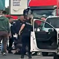 Trka na putu prerasla u krvoproliće! Sumnja se da je ovo motiv napada u Zrenjaninu: Izvukao mladića iz BMW-a i izbo ga, pa…