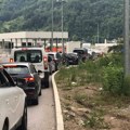 Kamioni stoje i do 5 sati: Evo kakvo je stanje na graničnim prelazima u Srbiji, automobili čekaju oko pola sata