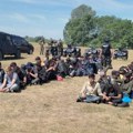 Na severu Srbije pronađeno 157 ilegalnih migranata, municija i narkotici