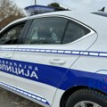 Incident kod Guče: Vozač se nije zaustavio na policijski znak stop i dao se u beg, policija upotrebila vatreno oružje