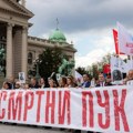 Studenti koji žele da uče položili vence na Groblju oslobodilaca Beograda