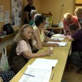 Opozicija u Zaječaru pregledala izborni materijal: Traže poništavanje izbora i raspisivanje novih zbog nepravilnosti
