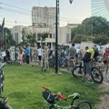 U Nišu počela blokada na točkovima