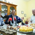 Mali posetio penzionerski par: Sve što država uštedi daje građanima