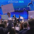 Putinova godišnja konferencija: Neobične kritičke poruke građana, vanzemaljci i prosidba