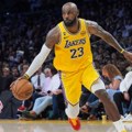 Lejkersima ne treba Dončić, Lebron presudio najvećim rivalima