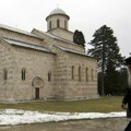 „Krst i crvena zvezda”: Kako su Pećka patrijaršija i Visoki Dečani živeli u doba komunizma