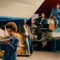 Timberland vraća boat shoes siluetu za proleće 2026. Boggi Milano i ovog leta bira “La Vacanza” filozofiju života Levi’s vraća…