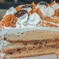 Šeherezada torta sa karamelom i turskim keksom: Raskošna poslastica bez pečenja koja uspeva i početnicima