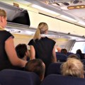Drama u avionu podelila internet - koja je u pravu? Sele jedna pored druge i odmah pozvale stjuardesu: Može premeštaj?!