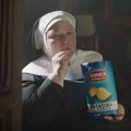 Zbog ove reklame vernici besni: Traže da bude odmah zabranjena jer je bogohuljenje, Italijani neće "nečasne sestre" (video)