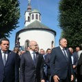 Godišnjica stradanja Srba u Bratuncu: Liturgiju služi Porfirije, prisutni najviši zvaničnici Srpske i premijer Srbije