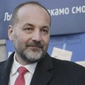 I Saša Janković o transparentu sa srednjim prstom