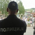 Novi Pazar: Sukob građana i policije ispred zgrade Državnog univerziteta