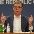 „Zahtevamo od Aleksandra Vučića da se urazumi i da raspiše izbore kako bi Srbija izašla iz najveće krize u poslednjih 25…