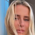 Milica Dabović se ne zaustavlja: Pokazala dekolte u izazovnoj majici:Oko vrata krst