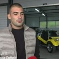 Kad prođe Loznicom, nema ko se ne okrene za Nemanjom: Sve zbog žute boje, lepote, jedinstvenosti...