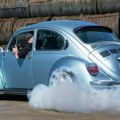 Klasična Buba sa Teslinom motorom do stotke za manje od 3 sekunde