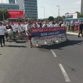Moćna poruka studenata ljudima koji dolaze na miting SNS-a sa Novog Beograda VIDEO