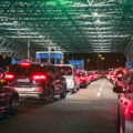 Na ovim graničnim prelazima je najveća gužva: Na Horgošu i Preševu čeka se do 50 minuta