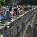 Kolektivna sahrana u Višegradu: Konačni mir za osam žrtava