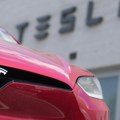 Tesla ostavlja konkurenciju iza sebe: Vredi više od svih automobilski marki zajedno