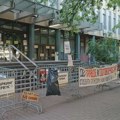 Studentkinja sa povredom vilice svedočila o incidentu ispred SNS prostorija: Bolovi i dalje prisutni