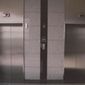 Lift sa četiri osobe i detetom pao u podrum zgrade u Temišvaru