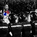 Vi hapsite, a mi ćemo i dalje da se borimo