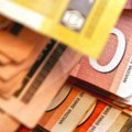 Poštanska: Do 15 sati gotovinski isplaćeno 135.510 građana u iznosu od 4,76 milijardi dinara!