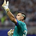 Martinez operisan: golman Čelsija pauziraće šest nedelja