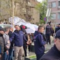 Protesti u Beogradu na jučerašnji dan: Zborovi i štandovi SNS-a, namerno ili slučajno na isti lokacijama