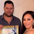 Cecu Ražnatović dočekao gradonačelnik Nikšića, Srbin joj dao neprocenjiv poklon: Napravile su ga monahinje
