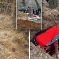Bogataš sahranjen sa mercedesom od 130.000 evra: Bizaran video svi komentarišu, pokrenuta istraga