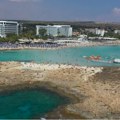 Nekada popularna evropska turistička destinacija na kolenima - turista gotovo da nema, plaže i restorani poluprazni