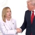 (Video) Trenutak u kom je skala neprijatnosti eksplodirala! Pogledajte prvi susret Trampa i Đorđe Meloni posle medijskog rata…