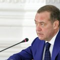 Medvedev: Nemačka zaslužila direktan napad na njene vojne objekte